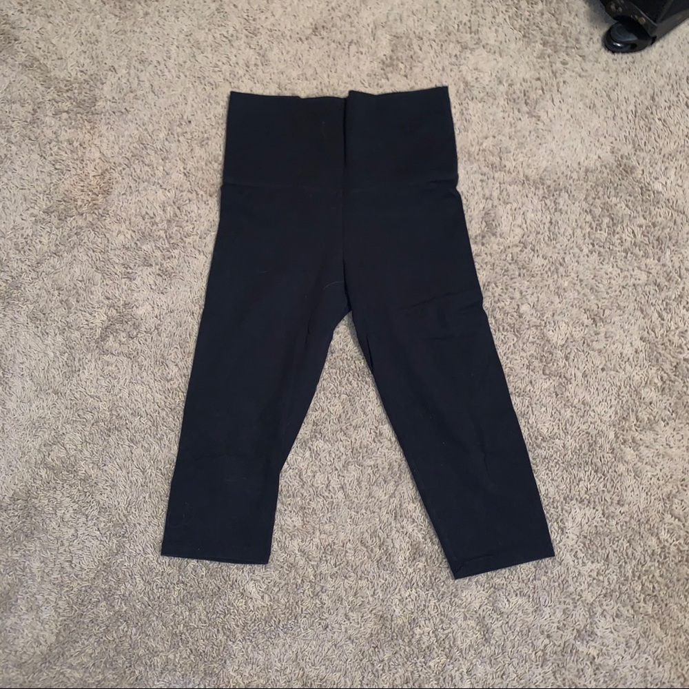 Victoria’s Secret PINK Yoga Capris